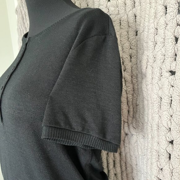 Gap Classic Black Knit Henley Short Sleeve Size M - Picture 4 of 9